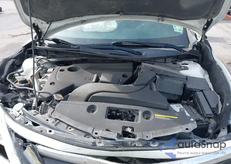 2015 Nissan Altima 2.5 Sv из США, поврежденный, VIN 1N4AL3AP8FC569099